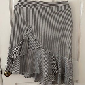 Banana Republic flounce midi skirt petite size 4 NWOT